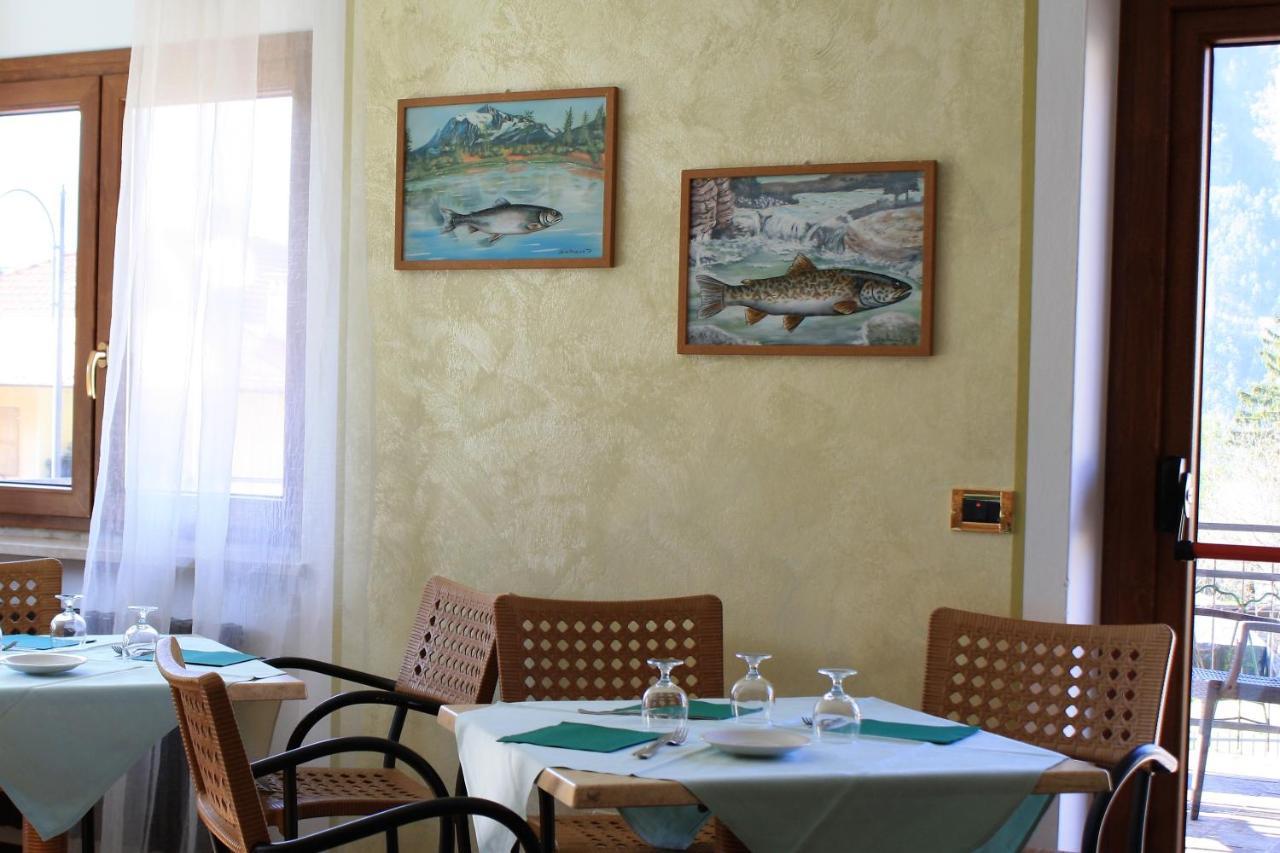 Locanda Ridevert Hotel Tione di Trento Ngoại thất bức ảnh