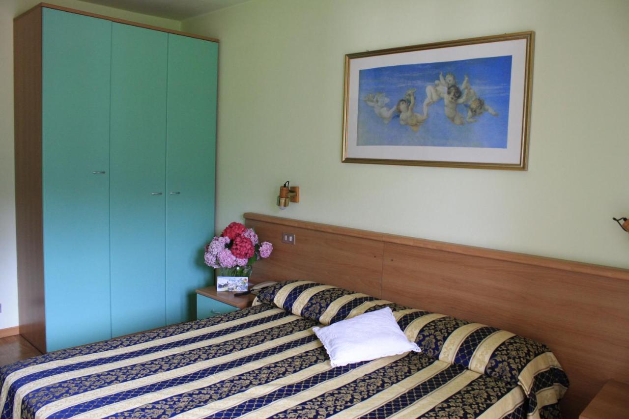 Locanda Ridevert Hotel Tione di Trento Ngoại thất bức ảnh